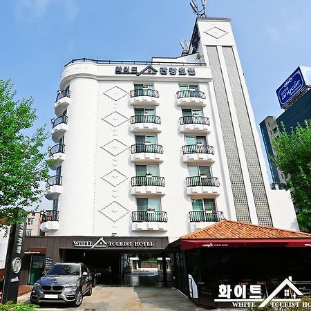 White Tourist Hotel Jeonju Ngoại thất bức ảnh