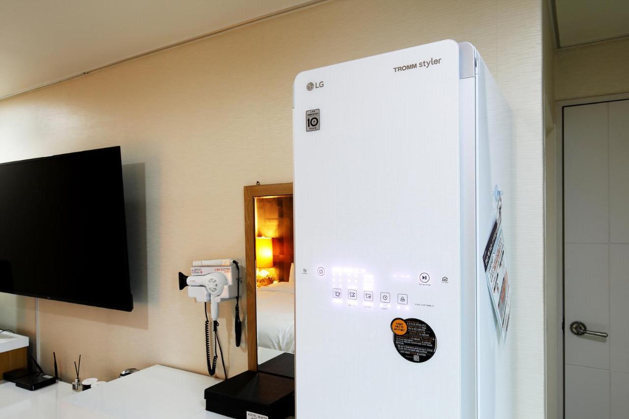 White Tourist Hotel Jeonju Ngoại thất bức ảnh