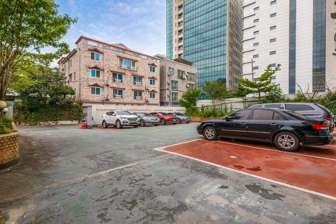 White Tourist Hotel Jeonju Ngoại thất bức ảnh